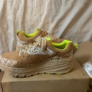 UGG CA805 X CEDAR SNEAKER size 10.5 men’s